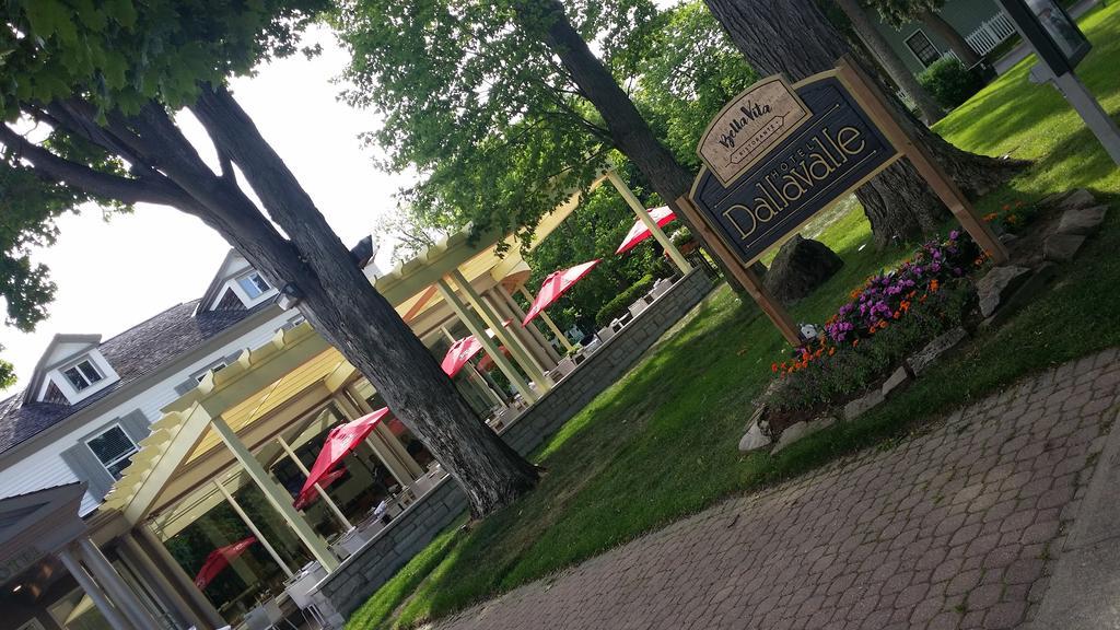 Hotel Dallavalle Niagara-on-the-Lake Bagian luar foto